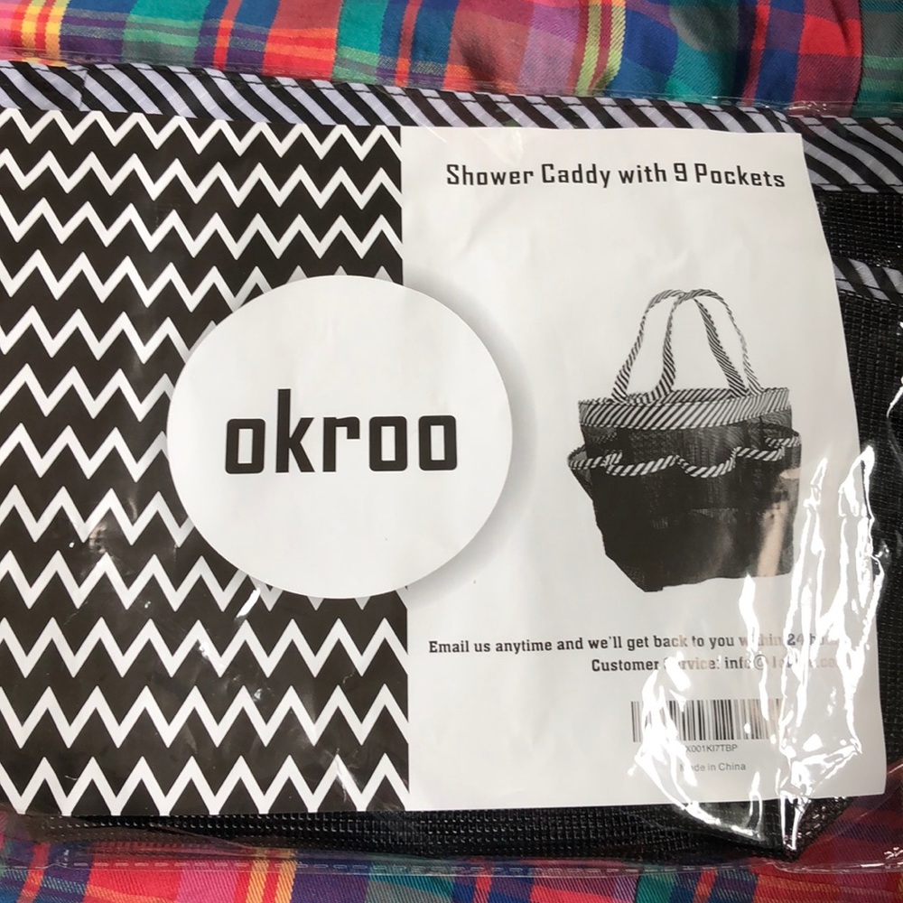Okroo Shower Caddy with 9 pockets